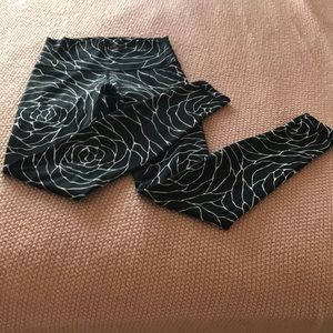 Lululemon printed high rise 7/8th legging
